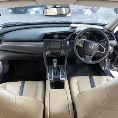 Honda Civic FC 1.8E AT เบนซิน ปี 2018 รถกระบะมือสอง เจ๊คำปุ่นยูสคาร์ รถมือสอง ราคาถูก ฟรีดาวน์ รับประกันมือสอง