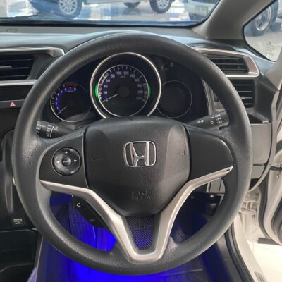 Honda Jazz GK 1.5 V+ i-VTEC ปี 2019 รถเก๋งมือสอง เจ๊คำปุ่นยูสคาร์ รถมือสอง ราคาถูก ฟรีดาวน์ รับประกันมือสอง