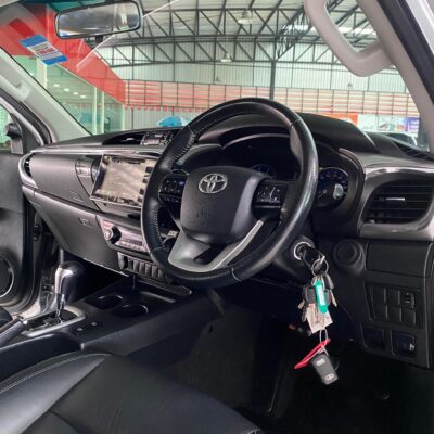 Toyota Revo Double Cab 2.4G Prerunner A/T ปี 2018 รถกระบะมือสอง เจ๊คำปุ่นยูสคาร์ รถมือสอง ราคาถูก ฟรีดาวน์ รับประกันมือสอง