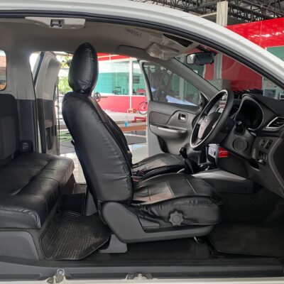 Mitsubishi Triton 2.5 GLX Mega cab M/T ดีเซล ปี 2015 รถกระบะมือสอง เจ๊คำปุ่นยูสคาร์ รถมือสอง ราคาถูก ฟรีดาวน์ รับประกันมือสอง