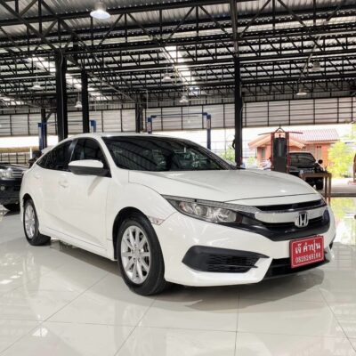 Honda Civic FC 1.8 E AT เบนซิน ปี 2018 รถเก๋งมือสอง เจ๊คำปุ่นยูสคาร์ รถมือสอง ราคาถูก ฟรีดาวน์ รับประกันมือสอง