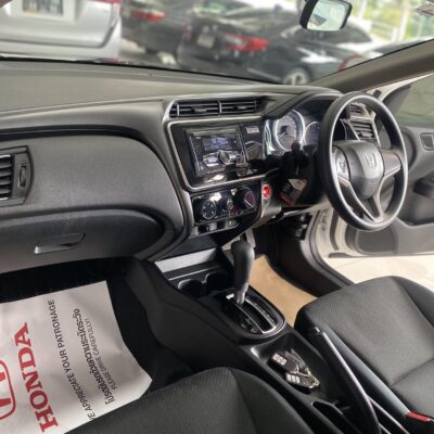 Honda City 1.5 V i-VTEC AT เบนซิน ปี 2019 รถเก๋งมือสอง เจ๊คำปุ่นยูสคาร์ รถมือสอง ราคาถูก ฟรีดาวน์ รับประกันมือสอง