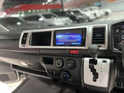 Toyota Ventury 3.0 V AT ดีเซล 2018 รถตู้มือสอง เจ๊คำปุ่นยูสคาร์ รถมือสอง ราคาถูก ฟรีดาวน์ รับประกันมือสอง