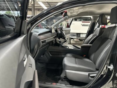 Toyota Yaris ATIV 1.2 Smart AT ปี 2022 รถเก๋งมือสอง เจ๊คำปุ่นยูสคาร์ รถมือสองชลบุรี ระยอง จันทบุรี สมุทรปราการ