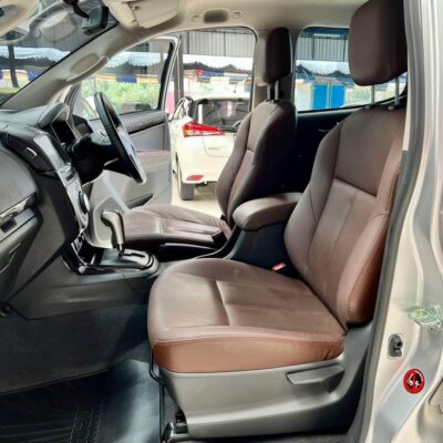 Isuzu D-Max Hi-lender Cab4 3.0 Ddi ZP 2018 รถกระบะมือสอง เจ๊คำปุ่นยูสคาร์ รถมือสอง ราคาถูก ฟรีดาวน์ รับประกันมือสอง