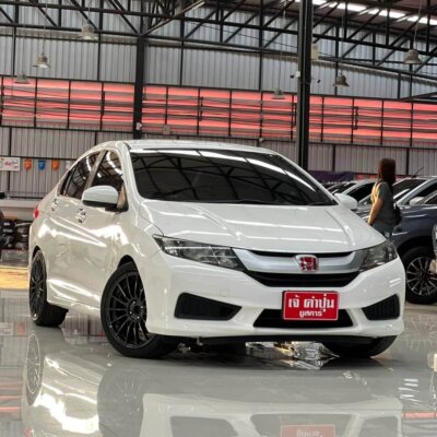 Honda city 1.5 S i-VTEC AT เบนซิน 2014 รถเก๋งมือสอง เจ๊คำปุ่นยูสคาร์ รถมือสอง ราคาถูก ฟรีดาวน์ รับประกันมือสอง