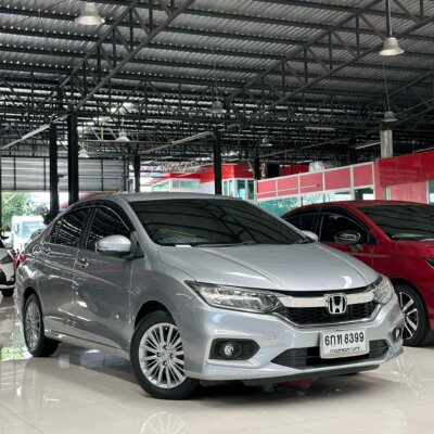 Honda City 1.5 SV i-VTEC AT 2017 รถเก๋งมือสอง เจ๊คำปุ่นยูสคาร์ รถมือสองชลบุรี ระยอง จันทบุรี สมุทรปราการ