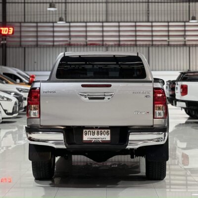 Toyota Revo Double cab 2.4 E AT Prerunner ปี 2019 รถกระบะมือสอง เจ๊คำปุ่นยูสคาร์ รถมือสองชลบุรี ระยอง จันทบุรี สมุทรปราการ