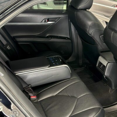 Toyota Camry Hybrid 2.5 Premium HV ปี 2019 รถเก๋งมือสอง เจ๊คำปุ่นยูสคาร์ รถมือสองชลบุรี ระยอง จันทบุรี สมุทรปราการ