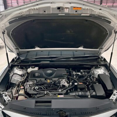 Toyota Camry Hybrid 2.5 HV ปี 2019 รถเก๋งมือสอง เจ๊คำปุ่นยูสคาร์ รถมือสองชลบุรี ระยอง จันทบุรี สมุทรปราการ