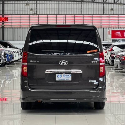 Hyundai H-1 2.5 Elite ปี 2019 รถตู้มือสอง เจ๊คำปุ่นยูสคาร์ รถมือสองชลบุรี ระยอง จันทบุรี สมุทรปราการ