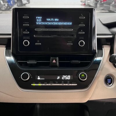 Toyota Corolla Altis 1.6 G CVT 2019 รถเก๋งมือสอง เจ๊คำปุ่นยูสคาร์ รถมือสองชลบุรี ระยอง จันทบุรี สมุทรปราการ