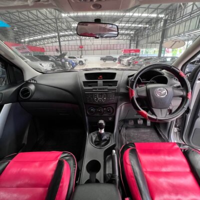 Mazda BT-50 Pro 2.2 Freestyle cab Hi-Racer 2014 รถกระบะมือสอง เจ๊คำปุ่นยูสคาร์ รถมือสองชลบุรี ระยอง จันทบุรี สมุทรปราการ