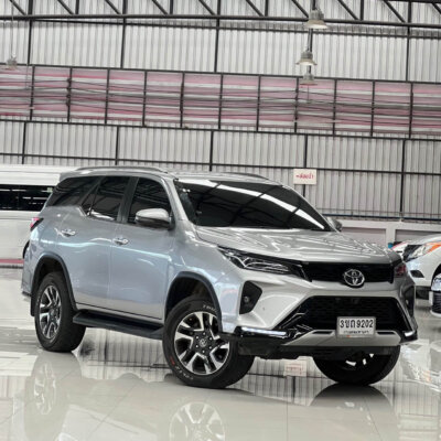 Toyota Fortuner 2.4 Leader 4WD ปี 2022 รถsuvมือสอง เจ๊คำปุ่นยูสคาร์ รถมือสองชลบุรี ระยอง จันทบุรี สมุทรปราการ