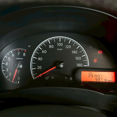 Nissan Almera 1.2 E MT เบนซิน ปี 2012 รถเก๋งมือสอง เจ๊คำปุ่นยูสคาร์ รถมือสองชลบุรี ระยอง จันทบุรี สมุทรปราการ