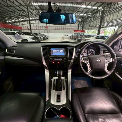 Mitsubishi Pajero Sport 2.4GT 2WD 2016 รถsuvมือสอง เจ๊คำปุ่นยูสคาร์ รถมือสองชลบุรี ระยอง จันทบุรี สมุทรปราการ