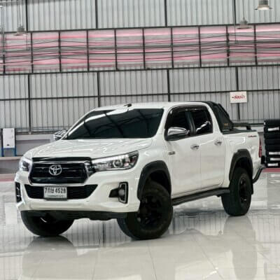 Toyota Revo Double cab 2.4 E MT Prerunner ปี 2018 รถกระบะมือสอง เจ๊คำปุ่นยูสคาร์ รถมือสองชลบุรี ระยอง จันทบุรี สมุทรปราการ