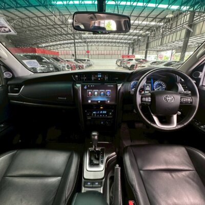 Toyota Fortuner 2.4 V 4WD AT 2020 รถsuvมือสอง เจ๊คำปุ่นยูสคาร์ รถมือสองชลบุรี ระยอง จันทบุรี สมุทรปราการ