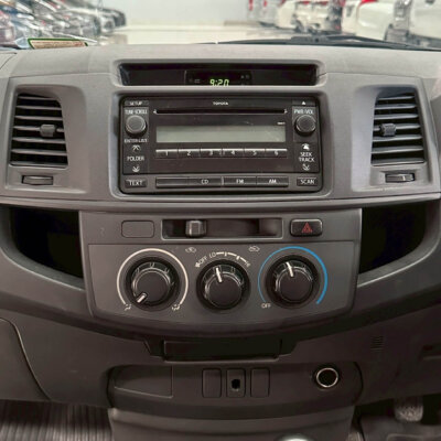 Toyota Vigo Champ 2.7 Single Cab เบนซิน+CNG 2011 รถตอนเดียวมือสอง เจ๊คำปุ่นยูสคาร์ รถมือสองชลบุรี ระยอง จันทบุรี สมุทรปราการ