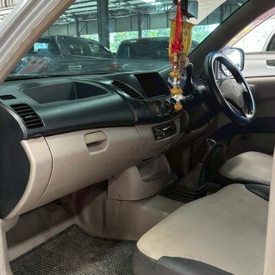 Mitsubishi TRITON 2.4 Single Cab GL MT 2013 รถตอนเดียวมือสอง เจ๊คำปุ่นยูสคาร์ รถมือสองชลบุรี ระยอง จันทบุรี สมุทรปราการ