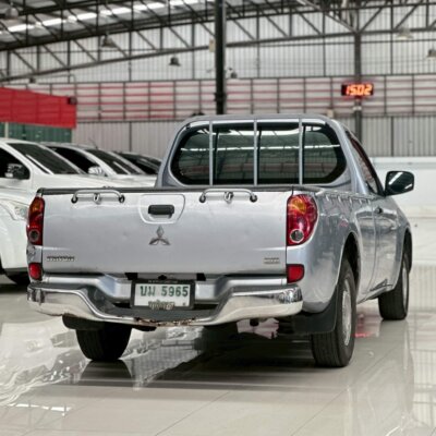 Mitsubishi TRITON 2.4 Single Cab GL MT 2013 รถตอนเดียวมือสอง เจ๊คำปุ่นยูสคาร์ รถมือสองชลบุรี ระยอง จันทบุรี สมุทรปราการ