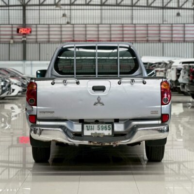 Mitsubishi TRITON 2.4 Single Cab GL MT 2013 รถตอนเดียวมือสอง เจ๊คำปุ่นยูสคาร์ รถมือสองชลบุรี ระยอง จันทบุรี สมุทรปราการ