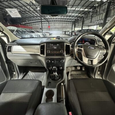 Ford Ranger 2.2 Double cab Hi-Rider XLT 2015 รถกระบะมือสอง เจ๊คำปุ่นยูสคาร์ รถมือสองชลบุรี ระยอง จันทบุรี สมุทรปราการ