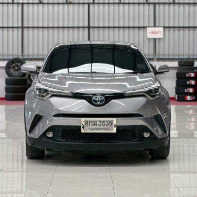 Toyota C-HR 1.8 HV Mid ปี 2018 รถเก๋งมือสอง เจ๊คำปุ่นยูสคาร์ รถมือสองชลบุรี ระยอง จันทบุรี สมุทรปราการ