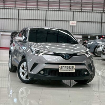 Toyota C-HR 1.8 HV Mid ปี 2018 รถเก๋งมือสอง เจ๊คำปุ่นยูสคาร์ รถมือสองชลบุรี ระยอง จันทบุรี สมุทรปราการ