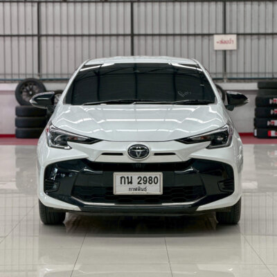 Toyota Yaris Hatchback 1.2 Premium S CVT 2023 รถเก๋งมือสอง เจ๊คำปุ่นยูสคาร์ รถมือสองชลบุรี ระยอง จันทบุรี สมุทรปราการ