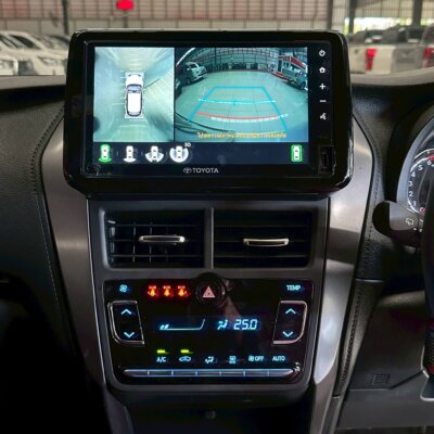 Toyota Yaris Hatchback 1.2 Premium S CVT 2023 รถเก๋งมือสอง เจ๊คำปุ่นยูสคาร์ รถมือสองชลบุรี ระยอง จันทบุรี สมุทรปราการ