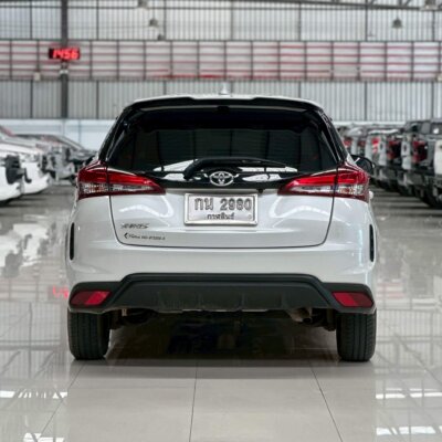 Toyota Yaris Hatchback 1.2 Premium S CVT 2023 รถเก๋งมือสอง เจ๊คำปุ่นยูสคาร์ รถมือสองชลบุรี ระยอง จันทบุรี สมุทรปราการ