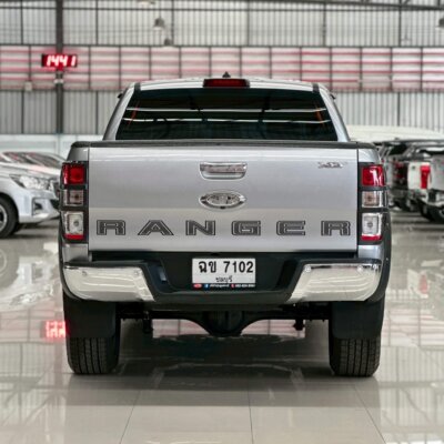 Ford Ranger Hi-Rider 2.2 Double cab XLT AT ดีเซล ปี 2019 รถกระบะมือสอง เจ๊คำปุ่นยูสคาร์ รถมือสองชลบุรี ระยอง จันทบุรี สมุทรปราการ