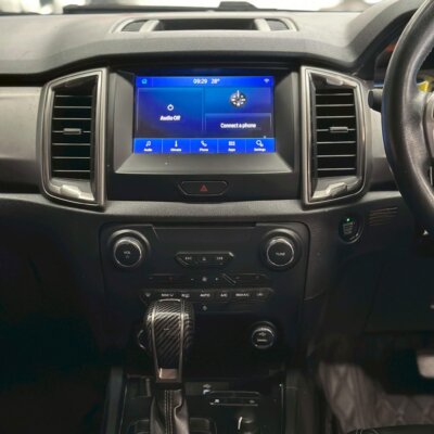 Ford Ranger 2.0L Turbo Limited 4WD Hi-Rider A/T 2018 รถกระบะมือสอง เจ๊คำปุ่นยูสคาร์ รถมือสองชลบุรี ระยอง จันทบุรี สมุทรปราการ